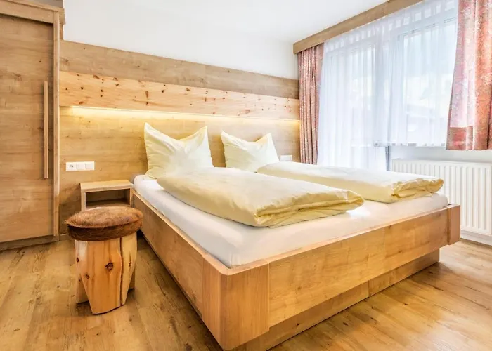 Bed & Breakfast Ahorn 3*