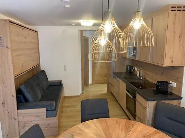 Bed & Breakfast Ahorn 3*